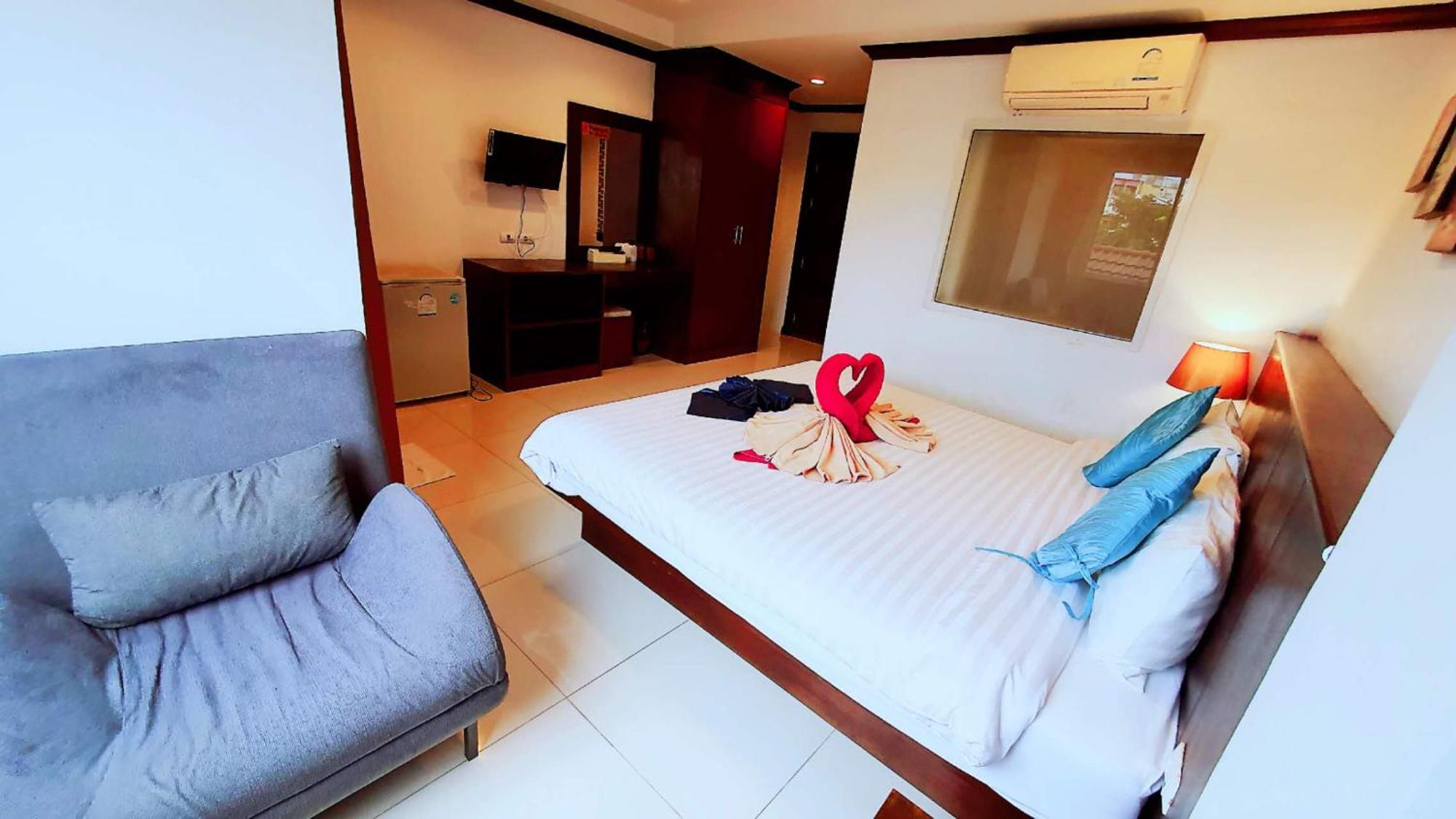 水果天堂旅馆 호텔 Patong 외부 사진