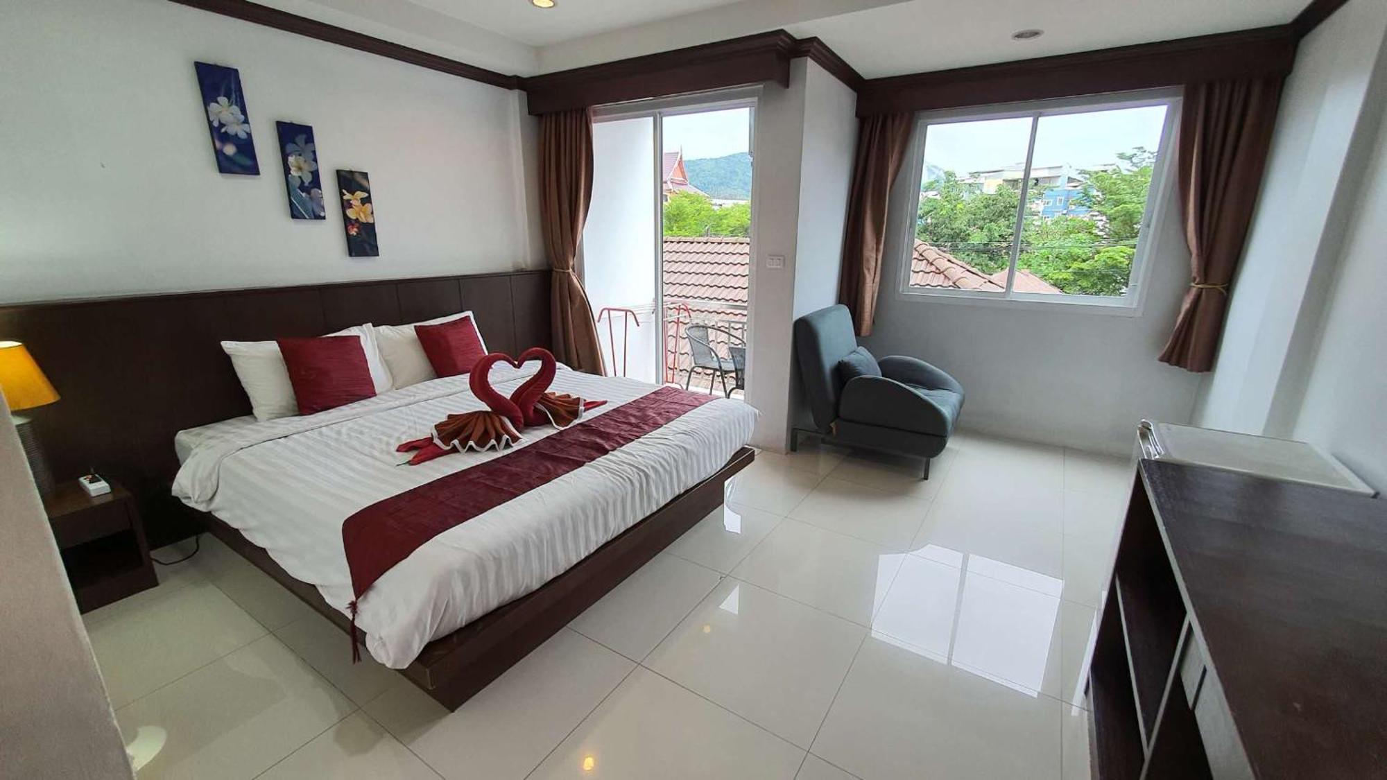 水果天堂旅馆 호텔 Patong 외부 사진